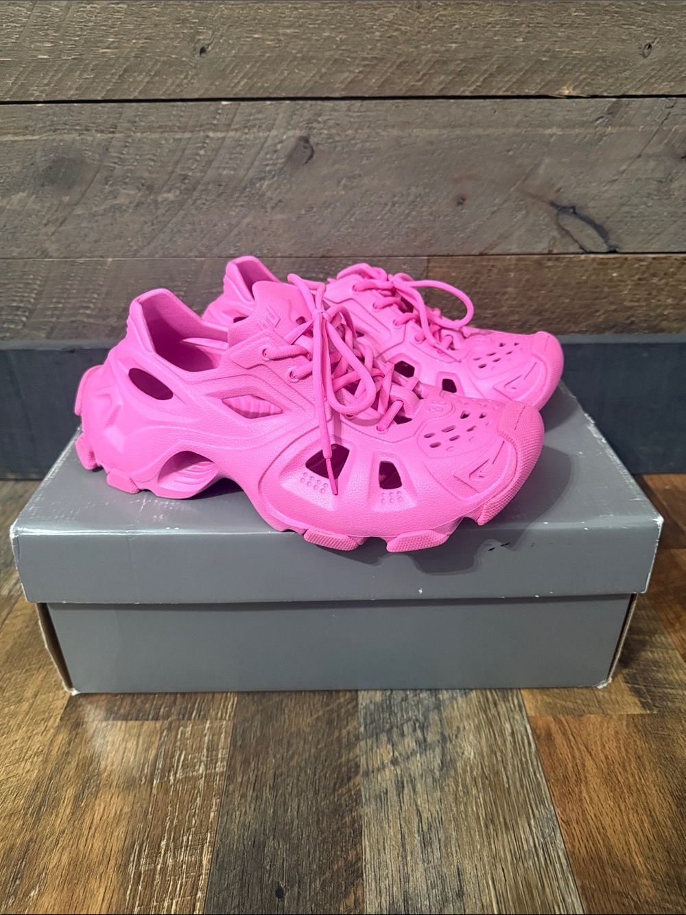 Balenciaga HD Sneakers Fluo Pink EU 38 US 8 Monocolor Box & Receipt